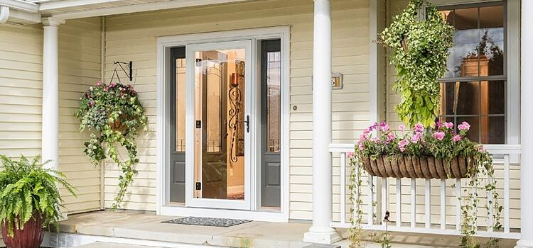 screen door installation in San Ramon
