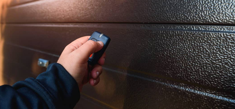 automatic door opener with remote control in San Ramon